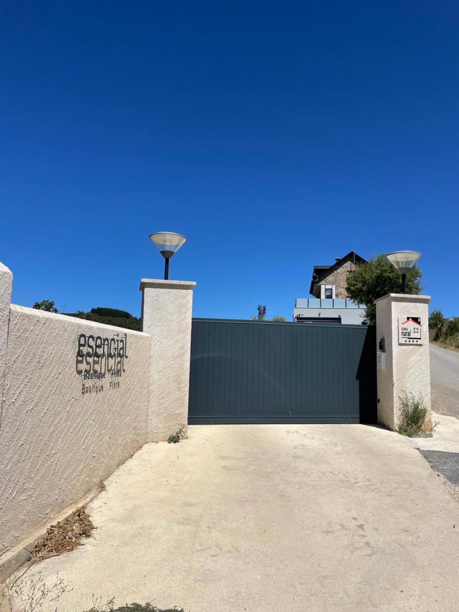 וילה פרנקה דל ביירסו Boutique Finca Esencial מראה חיצוני תמונה